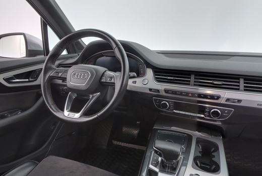 Audi Q7 vaihtoauto
