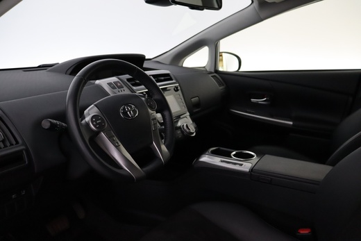 Toyota Prius+ vaihtoauto