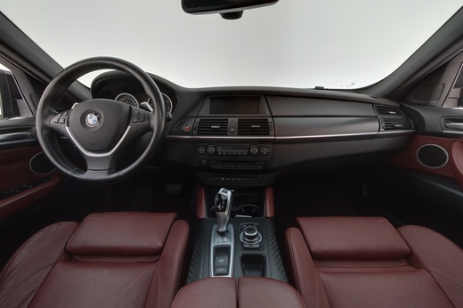 BMW X6 vaihtoauto