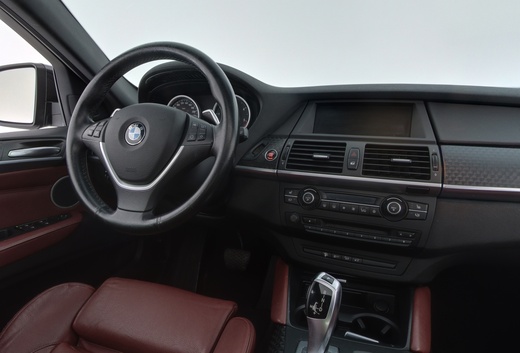 BMW X6 vaihtoauto