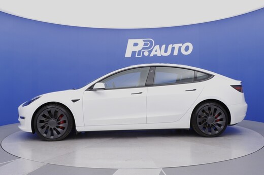 Tesla Model 3 vaihtoauto