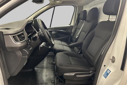 Nissan Primastar vaihtoauto