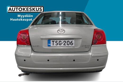 Toyota Avensis vaihtoauto