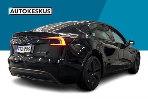 Tesla Model 3 vaihtoauto
