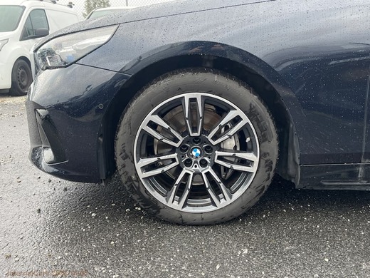 BMW i5 vaihtoauto