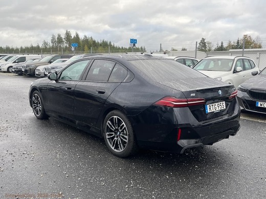 BMW i5 vaihtoauto