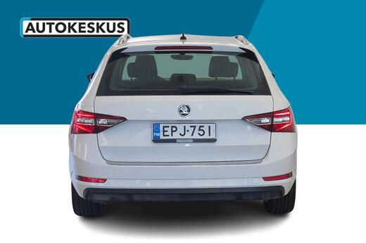 Skoda Superb vaihtoauto