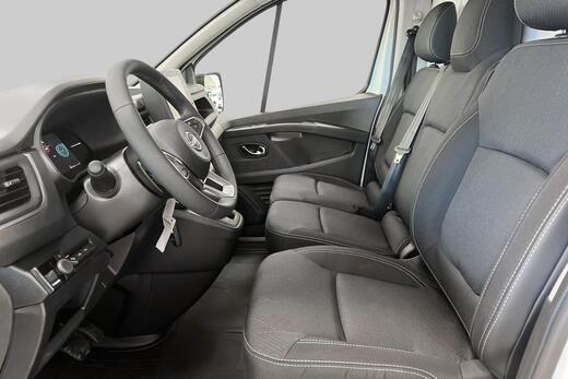 Nissan Primastar vaihtoauto
