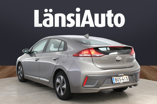 Hyundai IONIQ hybrid vaihtoauto