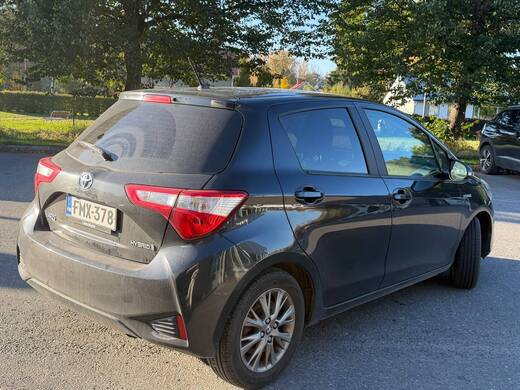 Toyota Yaris vaihtoauto
