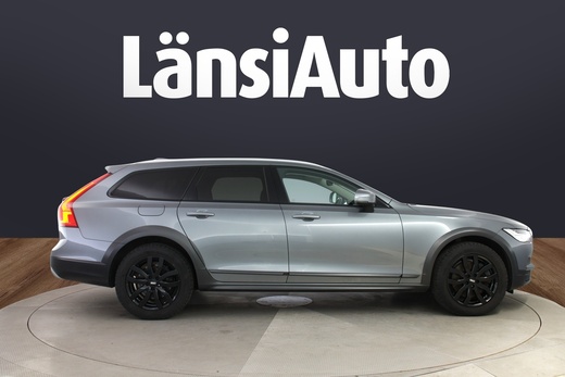 Volvo V90 Cross Country vaihtoauto