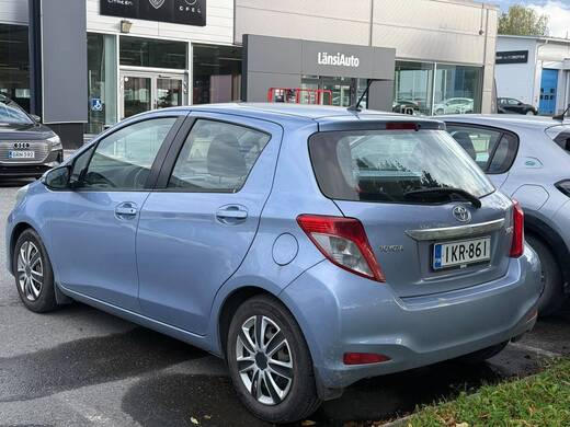 Toyota Yaris vaihtoauto