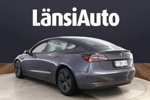 Tesla Model 3 vaihtoauto