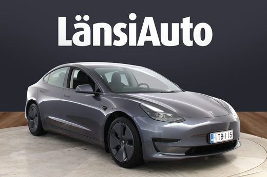 Tesla Model 3 vaihtoauto