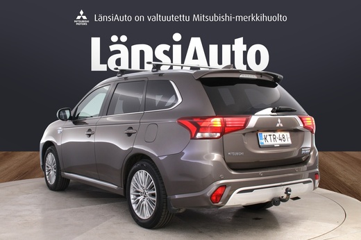 Mitsubishi Outlander PHEV vaihtoauto