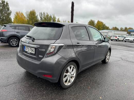 Toyota Yaris vaihtoauto