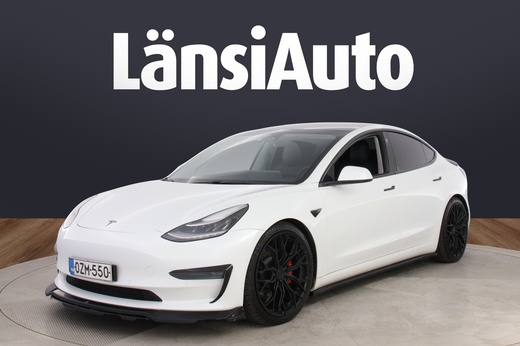 Tesla Model 3 vaihtoauto