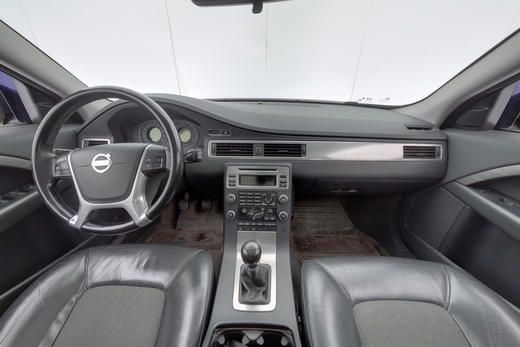 Volvo V70 vaihtoauto