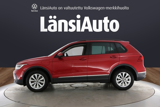 Volkswagen Tiguan vaihtoauto