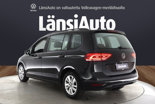 Volkswagen Touran vaihtoauto