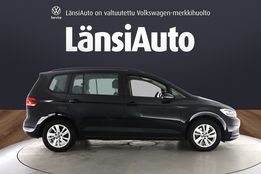 Volkswagen Touran vaihtoauto