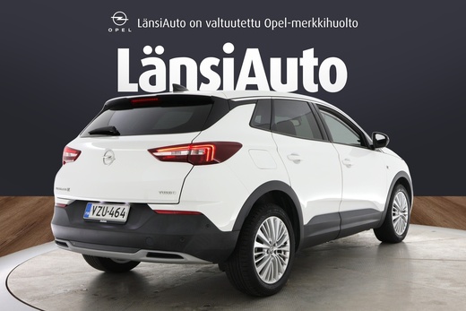 Opel Grandland X vaihtoauto