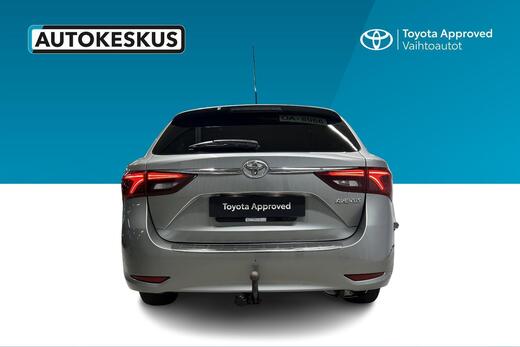 Toyota Avensis vaihtoauto