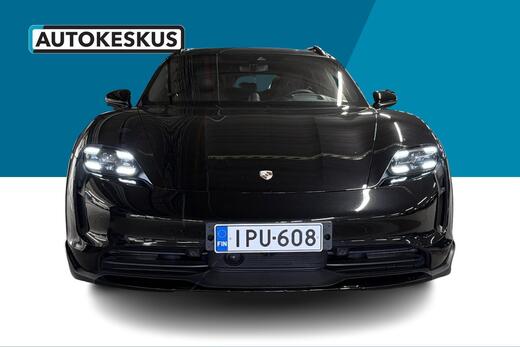 Porsche Taycan vaihtoauto