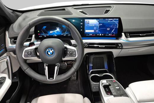BMW iX1 vaihtoauto
