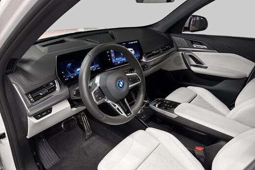 BMW iX1 vaihtoauto