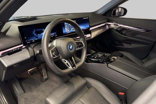 BMW i5 vaihtoauto