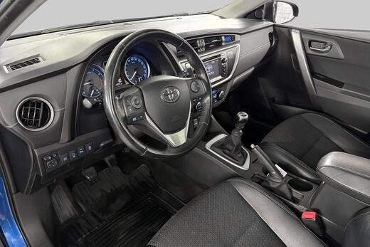 Toyota Auris vaihtoauto