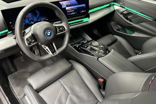BMW i5 vaihtoauto