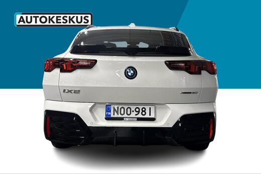 BMW iX2 vaihtoauto