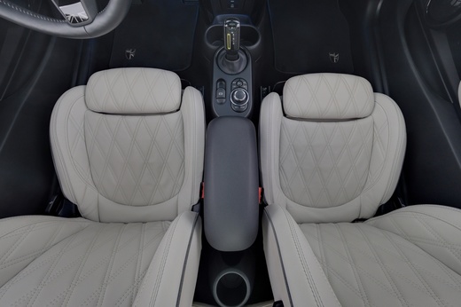 Mini Hatchback vaihtoauto