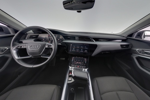 Audi Q8 e-tron vaihtoauto