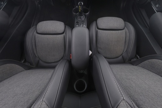 Mini Hatchback vaihtoauto