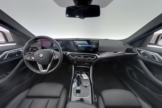 BMW i4 vaihtoauto