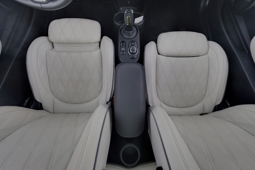 Mini Hatchback vaihtoauto