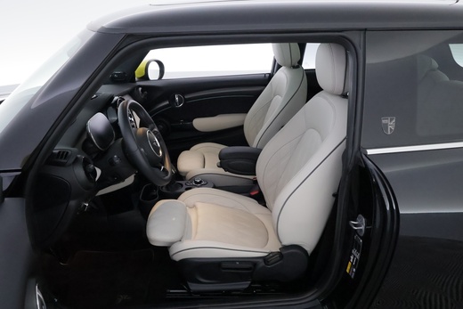 Mini Hatchback vaihtoauto