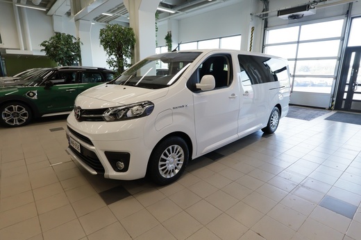 Toyota Proace Verso EV vaihtoauto