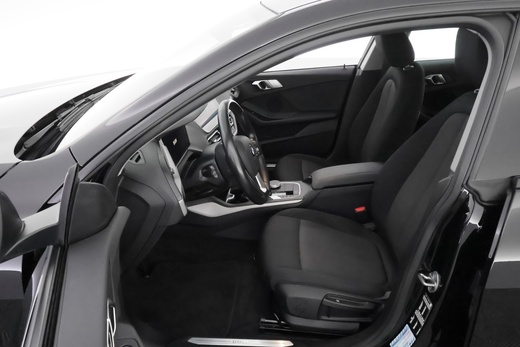 BMW 218 vaihtoauto