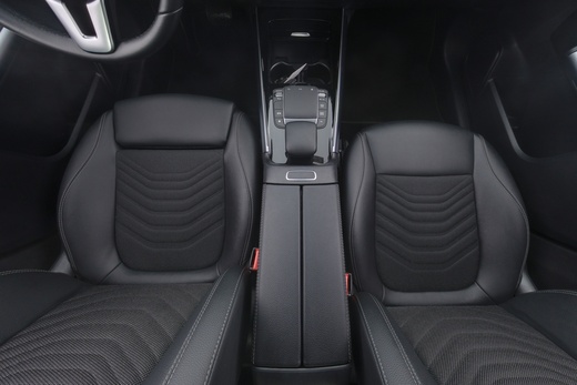 Mercedes-Benz EQA vaihtoauto
