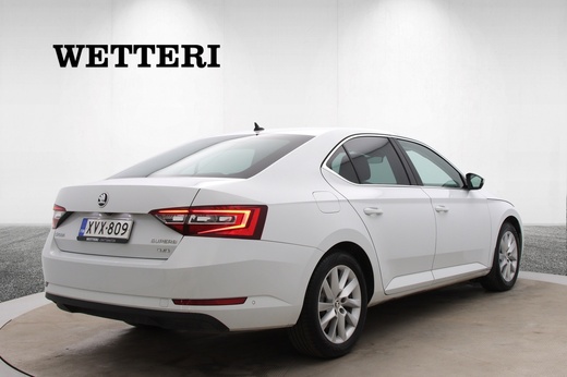 Skoda Superb vaihtoauto