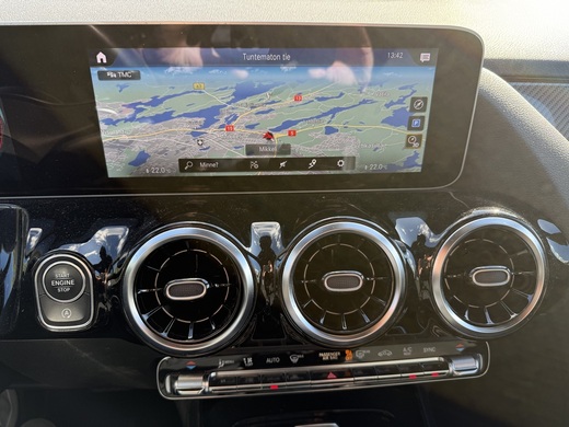 Mercedes-Benz GLA vaihtoauto