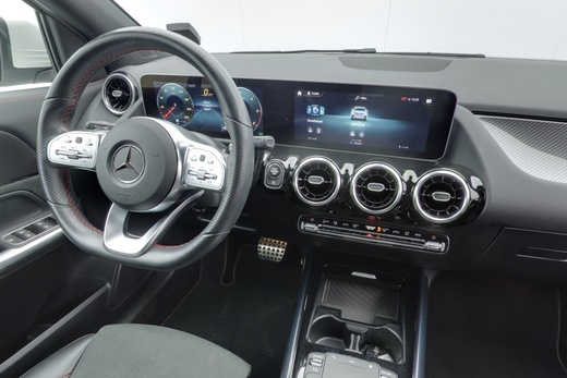 Mercedes-Benz GLA vaihtoauto