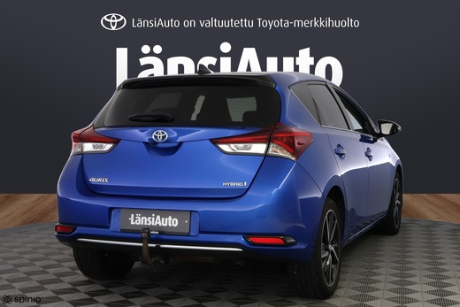 Toyota Auris vaihtoauto