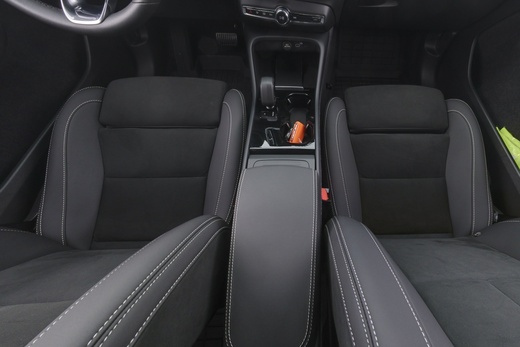 Volvo EX40 vaihtoauto