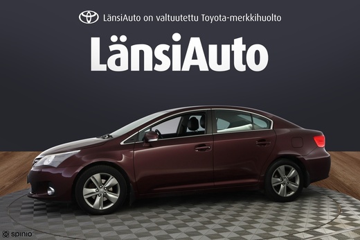 Toyota Avensis vaihtoauto