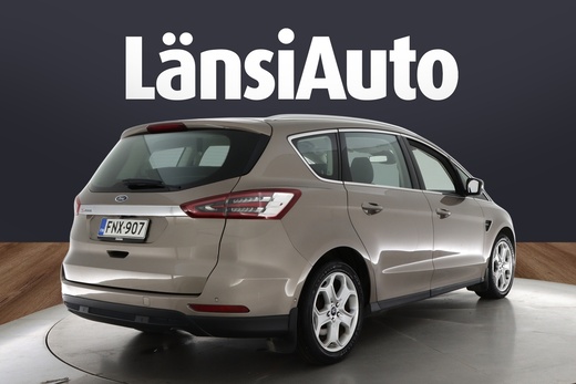 Ford S-MAX vaihtoauto